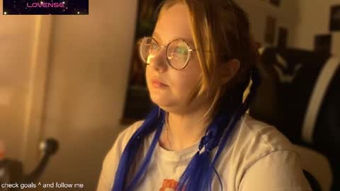 Snapshot of jacywinslat chatting on 10.26.25 jacywinslat online show from 10.26.25