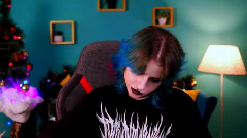 jade_castle online show from 12.31.24