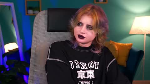 jade_castle online show from 02.04.25