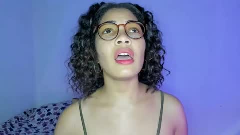 Snapshot of jade_dorthini chatting on 02.23.25 Jadeleidy Dorthini online show from 02.23.25