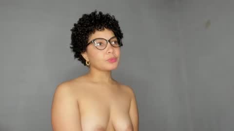 Jadeleidy Dorthini online show from 11.18.25