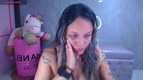 Snapshot of jade_jones_a chatting on 01.07.26 Jade online show from 01.07.26