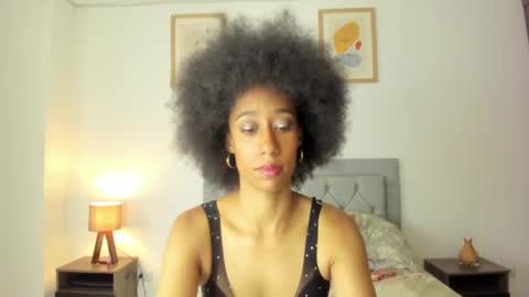 Snapshot of jade_obi chatting on 10.07.25 Jade smile online show from 10.07.25