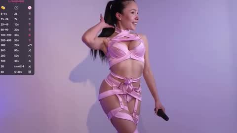 Jade Paris online show from 02.06.26