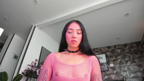 Jade  independent model online show from 01.04.25