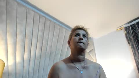 Jade  online show from 11.14.25