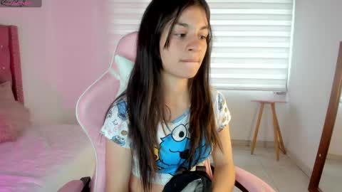 Jade online show from 10.03.25