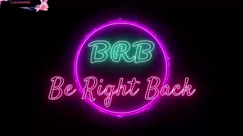 jade white  online show from 03.05.25