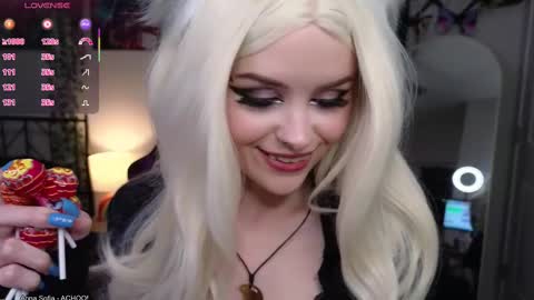 Bunnie Jade online show from 02.25.25
