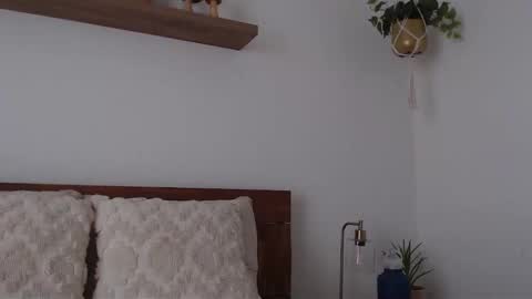 Snapshot of jadelove_ chatting on 02.12.25 Jade Love online show from 02.12.25