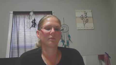 JadeLuv online show from 09.27.25