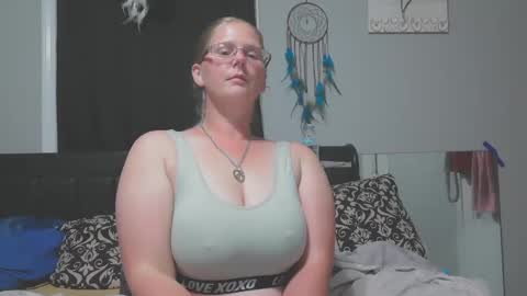 JadeLuv online show from 10.03.25