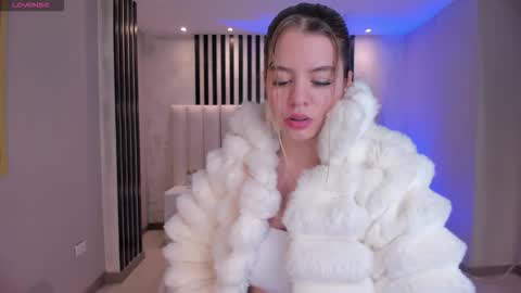 JADE online show from 10.10.25