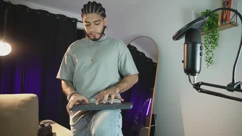 Snapshot of jadenfeynman chatting on 01.19.26 Jaden Feynman online show from 01.19.26