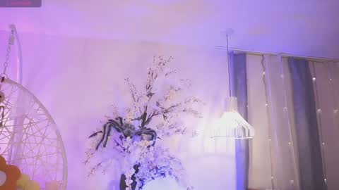 Jade Summer online show from 10.07.25