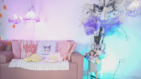 Jade Summer online show from 10.23.25