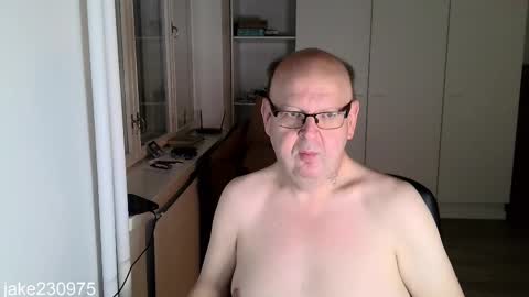 Snapshot of jake230975 chatting on 11.01.25 Jake2309 online show from 11.01.25
