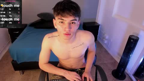 Snapshot of jake33__ chatting on 12.11.24 jake online show from 12.11.24