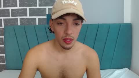 jake_laraxxx online show from 10.05.25