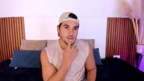 Snapshot of jake_muller1 chatting on 11.11.25 Jake online show from 11.11.25