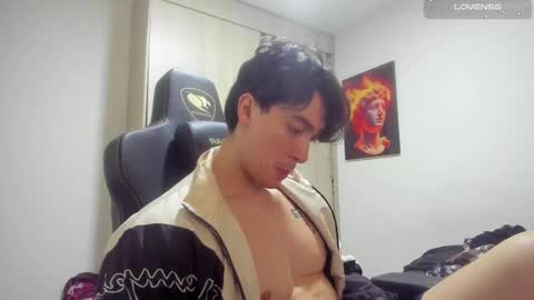 Snapshot of jake_murphy chatting on 02.10.25 jake_murphy online show from 02.10.25