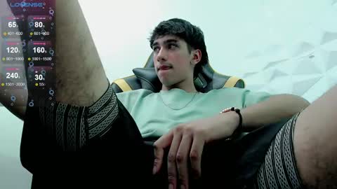 Snapshot of jake_tripp chatting on 12.04.24 jake_tripp online show from 12.04.24