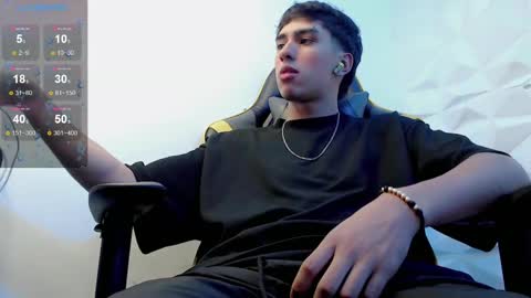 Snapshot of jake_tripp chatting on 12.13.24 jake_tripp online show from 12.13.24