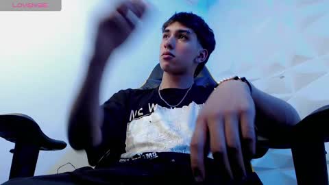 Snapshot of jake_tripp chatting on 12.24.24 jake_tripp online show from 12.24.24