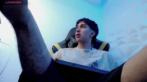 Snapshot of jake_tripp chatting on 12.28.24 jake_tripp online show from 12.28.24