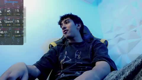 Snapshot of jake_tripp chatting on 02.06.25 jake_tripp online show from 02.06.25