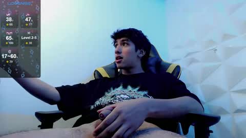 Snapshot of jake_tripp chatting on 02.10.25 jake_tripp online show from 02.10.25