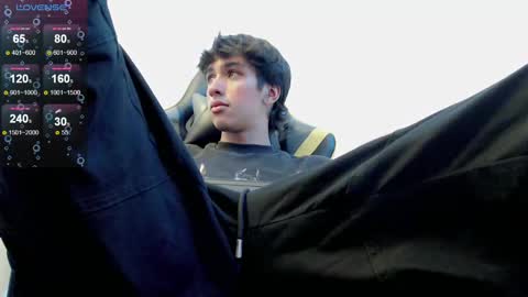 Snapshot of jake_tripp chatting on 02.15.25 jake_tripp online show from 02.15.25