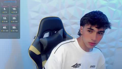 Snapshot of jake_tripp chatting on 02.23.25 jake_tripp online show from 02.23.25