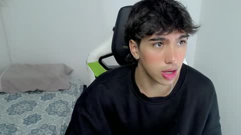 Snapshot of jake_tripp chatting on 03.09.25 jake_tripp online show from 03.09.25