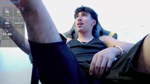 Snapshot of jake_tripp chatting on 03.10.25 jake_tripp online show from 03.10.25