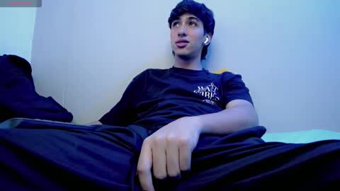 Snapshot of jake_tripp chatting on 12.15.25 jake_tripp online show from 12.15.25