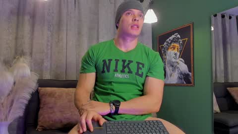 Snapshot of jakee_tyler chatting on 12.05.24 Jake Tyler online show from 12.05.24