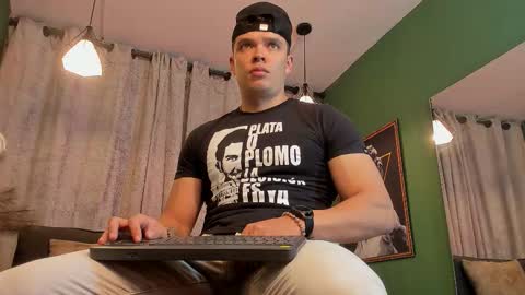 Snapshot of jakee_tyler chatting on 09.10.25 Jake Tyler online show from 09.10.25