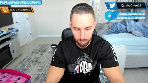 Snapshot of jakeorion chatting on 12.08.24 Jake Orion online show from 12.08.24