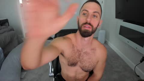 Snapshot of jakeorion chatting on 09.29.25 Jake Orion online show from 09.29.25