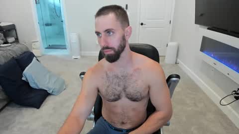 Snapshot of jakeorion chatting on 10.07.25 Jake Orion online show from 10.07.25