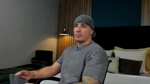 jakestone_1 online show from 11.10.25