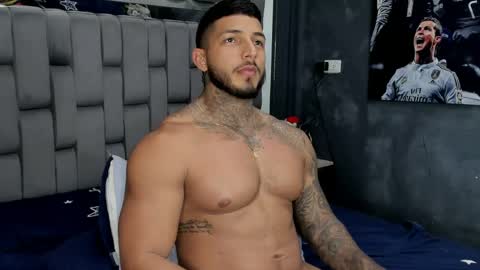 my name is sebas If you come here dont hesitate to say hello Im a guy who really likes having conversations and having hot online show from 04.20.26