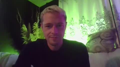 jakjakrabbit online show from 10.23.25