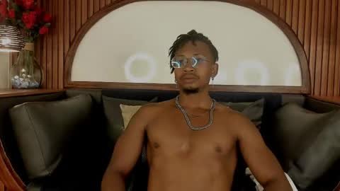 Snapshot of jamalmyst_ chatting on 04.20.26 online show from 04.20.26