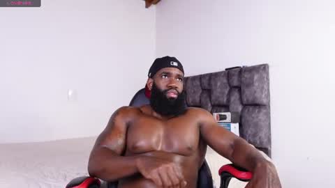 Snapshot of james_bbcmuscle chatting on 07.15.26 James BBC online show from 07.15.26