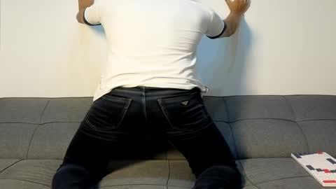 james_silva1 online show from 05.05.26