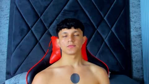 jamesgolden_ online show from 03.04.25