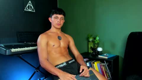 jamesgolden_ online show from 09.22.25