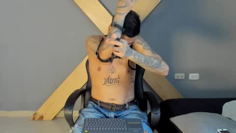 Jamesinked  online show from 12.06.24
